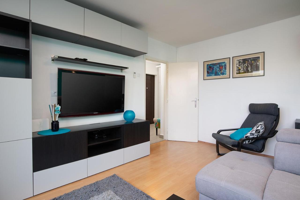 Apartment Kim Pula Buitenkant foto